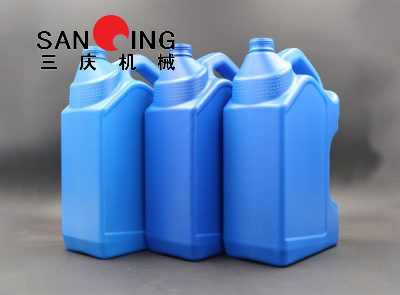 Máquina automática de moldeo por soplado One Out of Two + Botella de líquido de lavandería